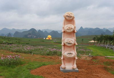 廣西謙瑞環(huán)保 匠心打造玻璃鋼雕塑，鑄就園林景觀藝術(shù)新篇章